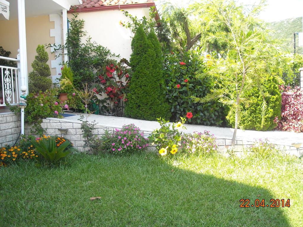 Zoe'S Studios Parga Exterior foto
